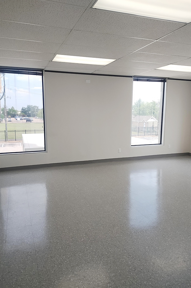 9896 Bissonnet Street - 100x210.01-sm