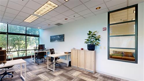 1001 Warrenville Rd. - 10000019x017-sm