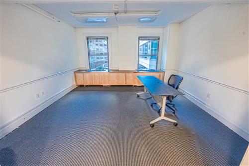 910 17th St NW - 10000033x012-sm