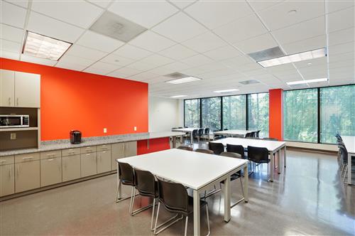 property with office space for rent at 002, 53 Perimeter Center East, Atlanta, GA 30346, USA