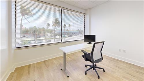 2803 E Commercial Blvd. - 10000061x220 - 009-sm