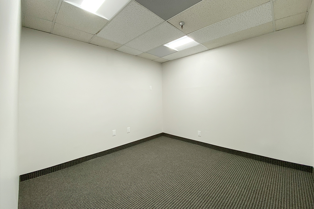 4-UI302x105.jpg