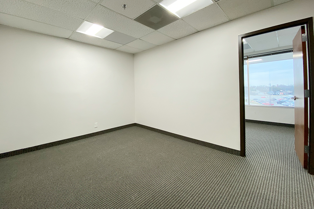 4200 South Fwy (Tower) - 105x308-sm