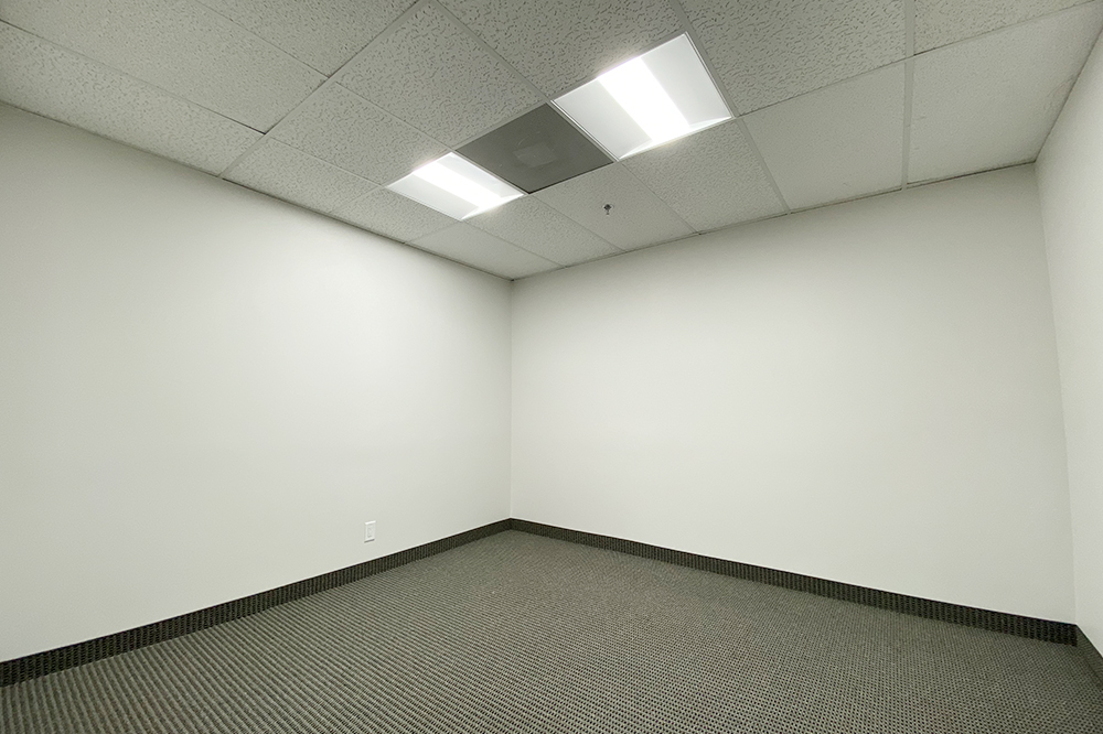 4200 South Fwy (Tower) - 105x316-sm