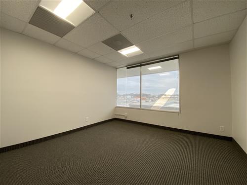 4200 South Fwy (Tower) - 105x316-sm