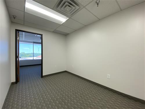 4200 South Fwy (Tower) - 105x570-sm