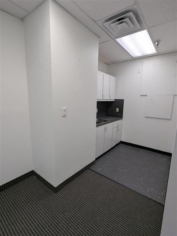 4200 South Fwy (Tower) - 105x704-sm