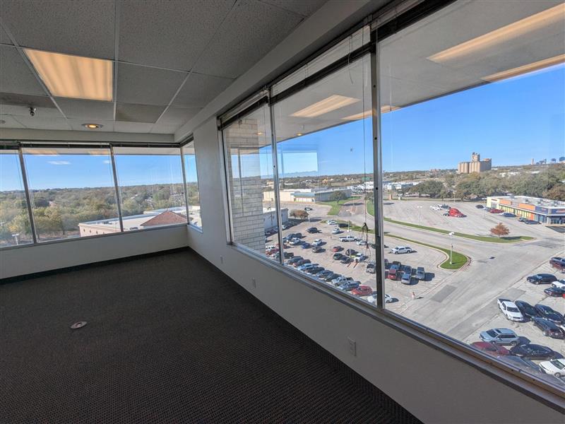 4200 South Fwy (Tower) - 105x706-sm