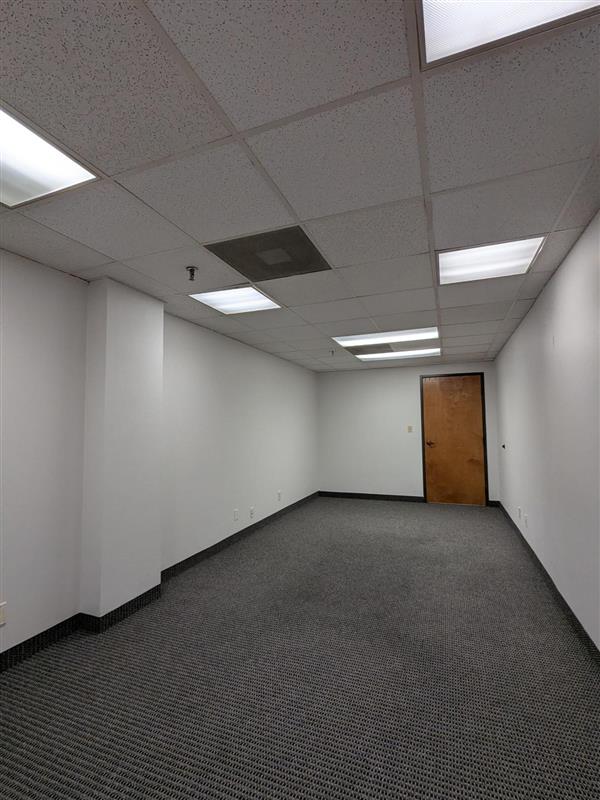 4200 South Fwy (Tower) - 105xBASEMENT-sm