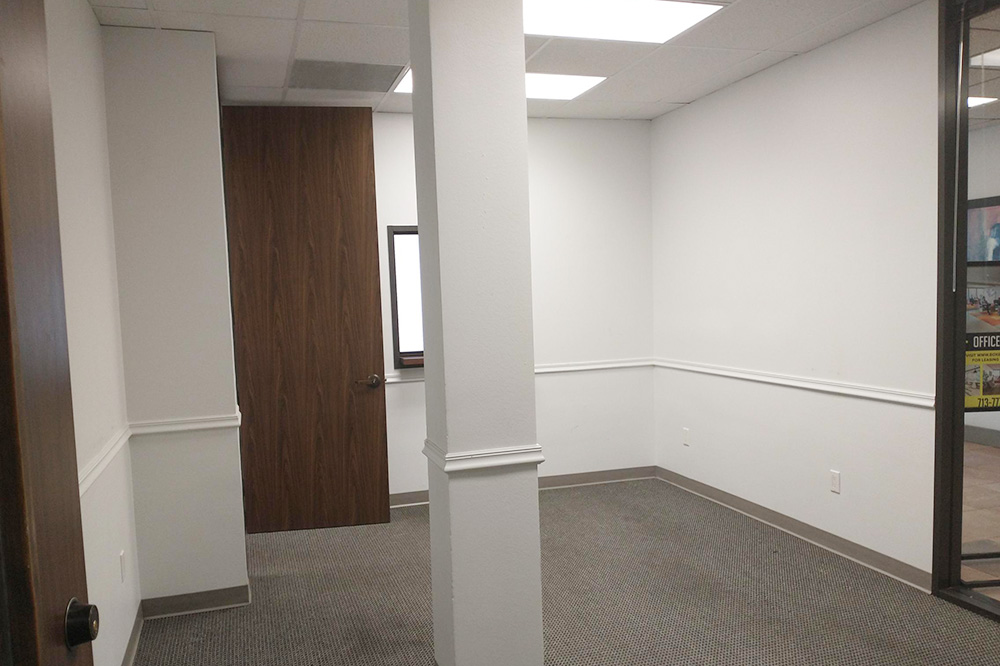 2200 North Loop West - 107x102.01-sm