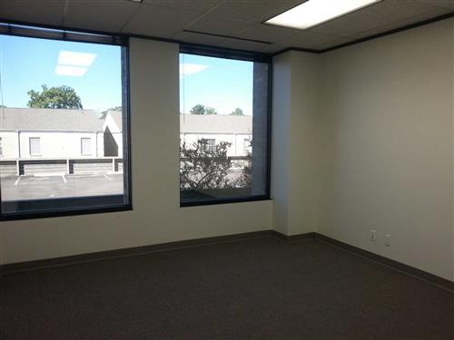 9900 Westpark Drive - 108x250E-sm