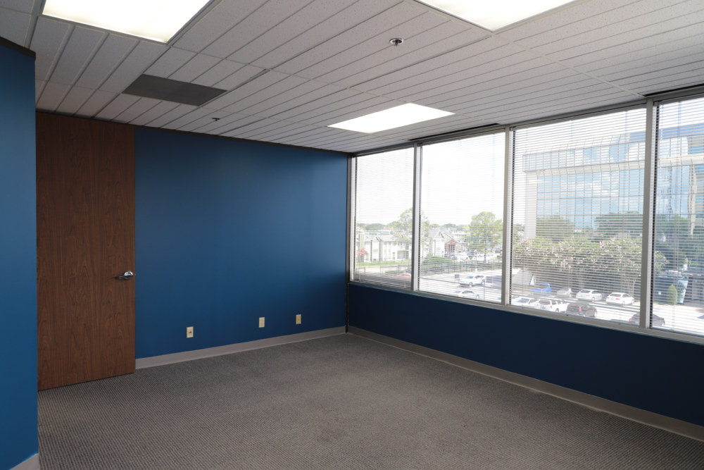 9894 Bissonnet Street - 11x365-sm