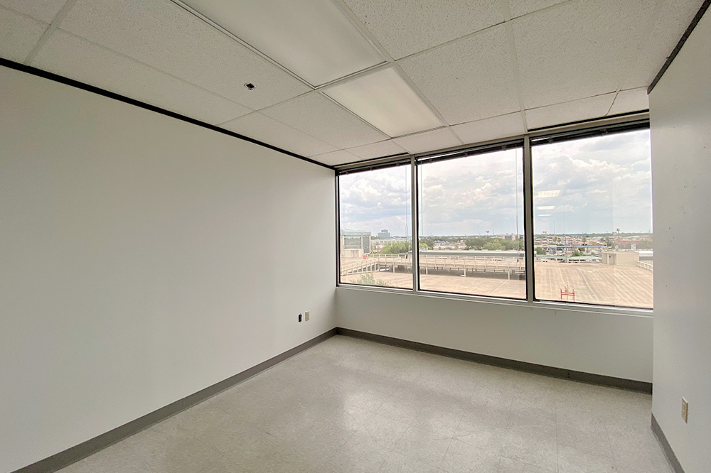 9894 Bissonnet Street - 11x580-sm