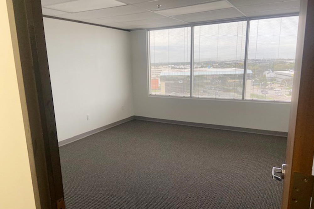 9894 Bissonnet Street - 11x805-sm