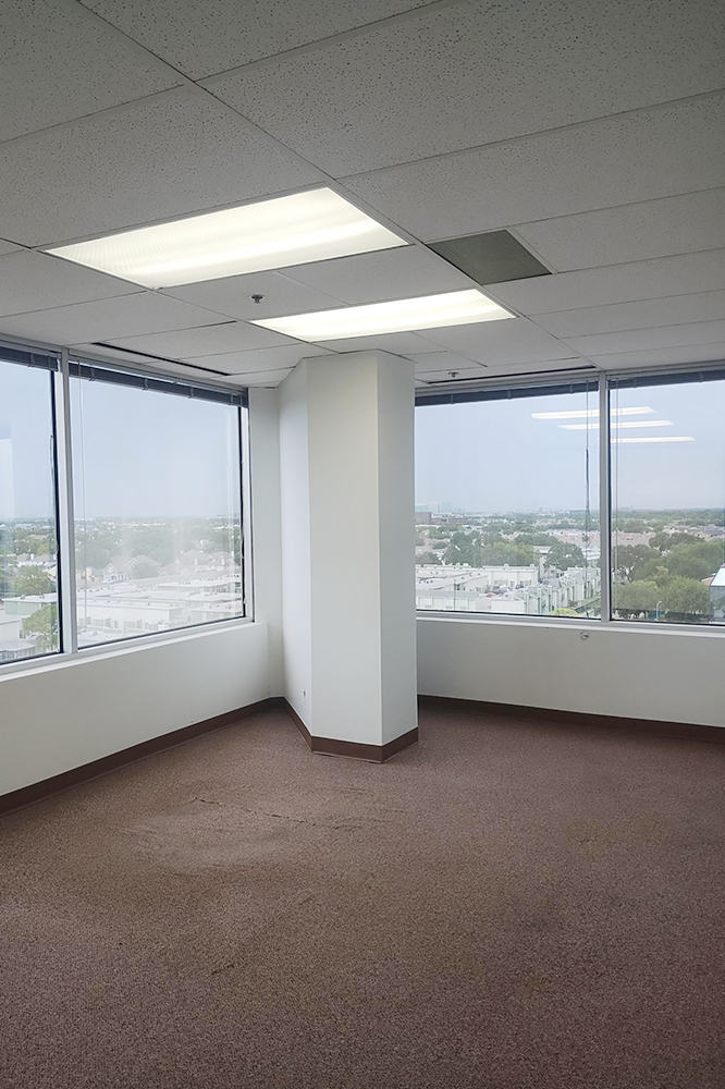 9894 Bissonnet Street - 11x835-sm