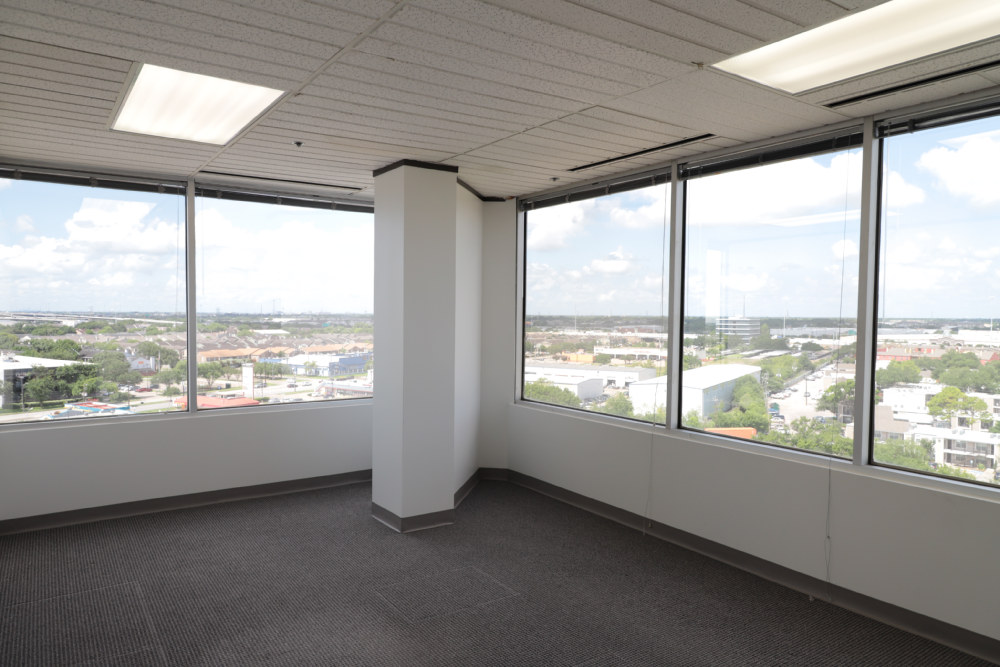 9894 Bissonnet Street - 11x905-sm