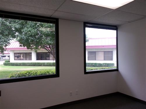 1-UI322x110.jpg