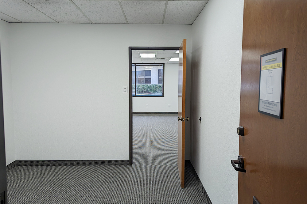 9550 Forest Ln - 110x510-sm