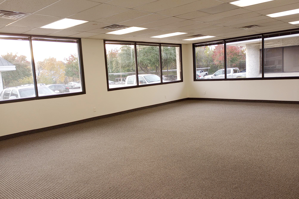 9550 Forest Ln - 110x530-sm