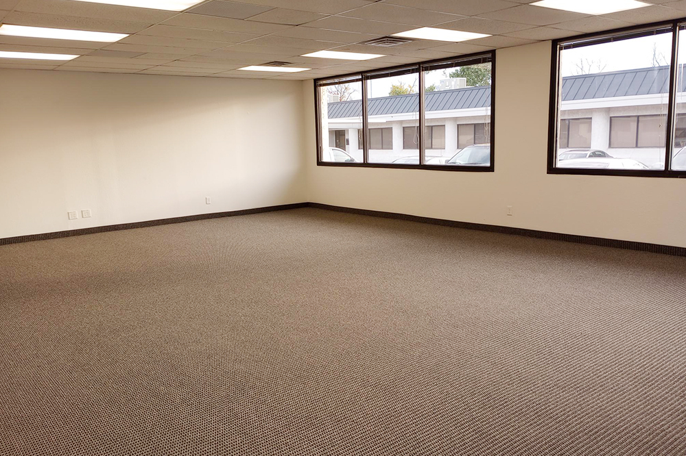 9550 Forest Ln - 110x530-sm