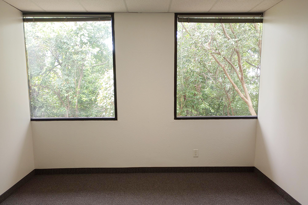 property with office space for rent at 715-F, 9550 Forest Ln, Dallas, TX 75243, USA