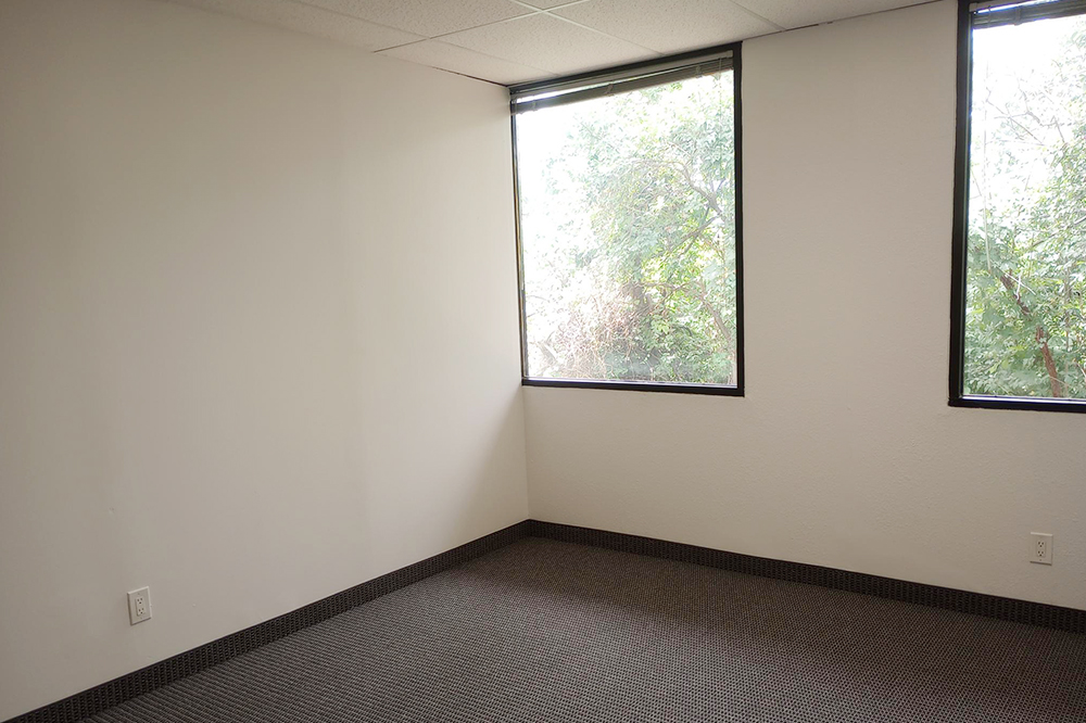 property with office space for rent at 715-F, 9550 Forest Ln, Dallas, TX 75243, USA