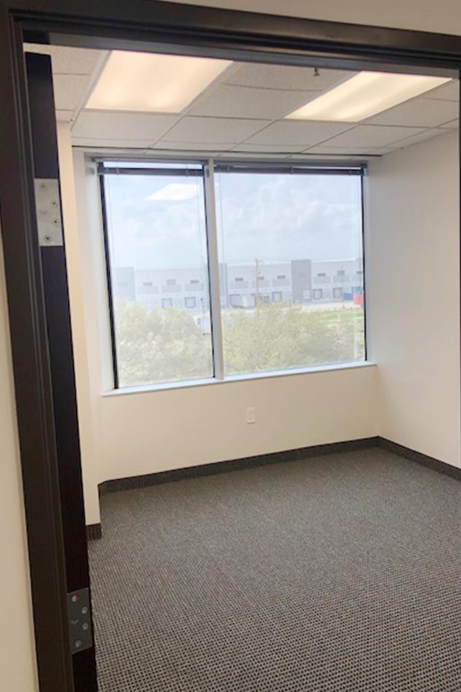 2300 Valley View Ln - 113x410.01-sm