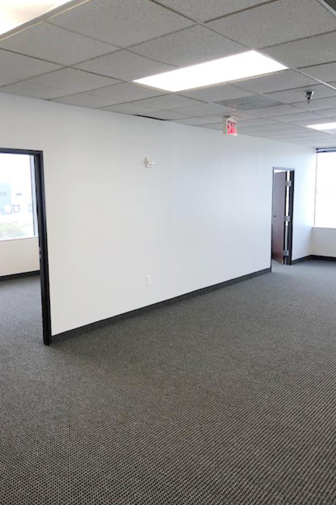 2300 Valley View Ln - 113x415-sm