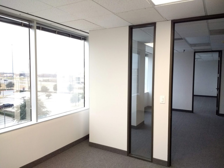 2300 Valley View Ln - 113x440-sm