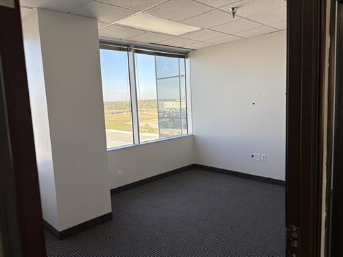 2300 Valley View Ln - 113x800-sm