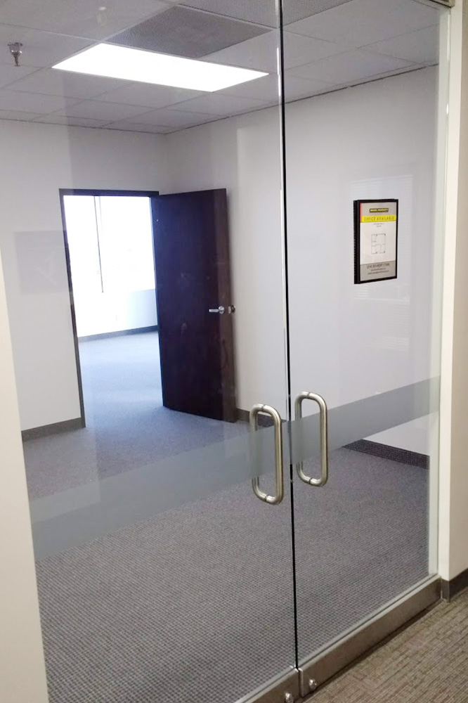 2300 Valley View Ln - 113x905-sm