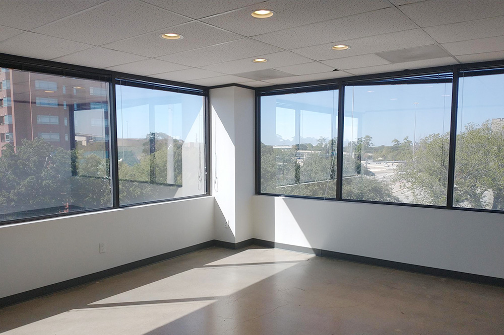 720 North Post Oak Road - 115x400.01-sm