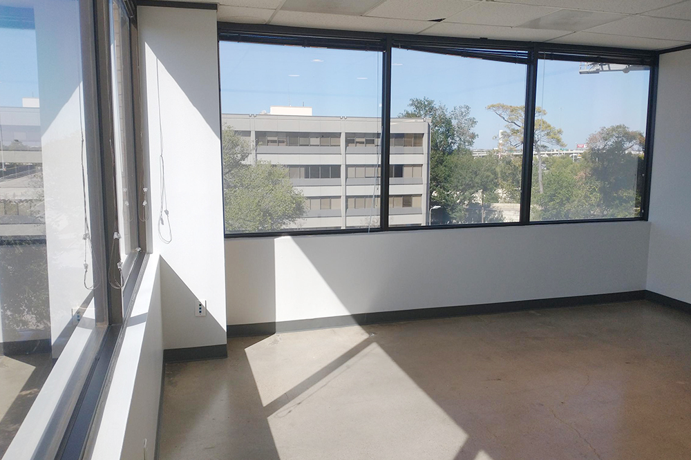 720 North Post Oak Road - 115x460-sm