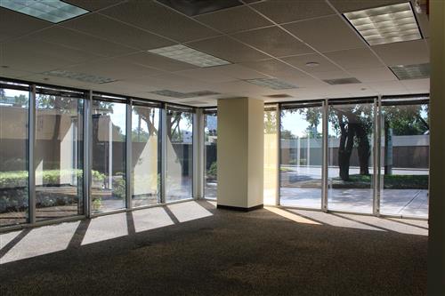 7322-7324 Southwest Freeway - 118x1-0180-sm