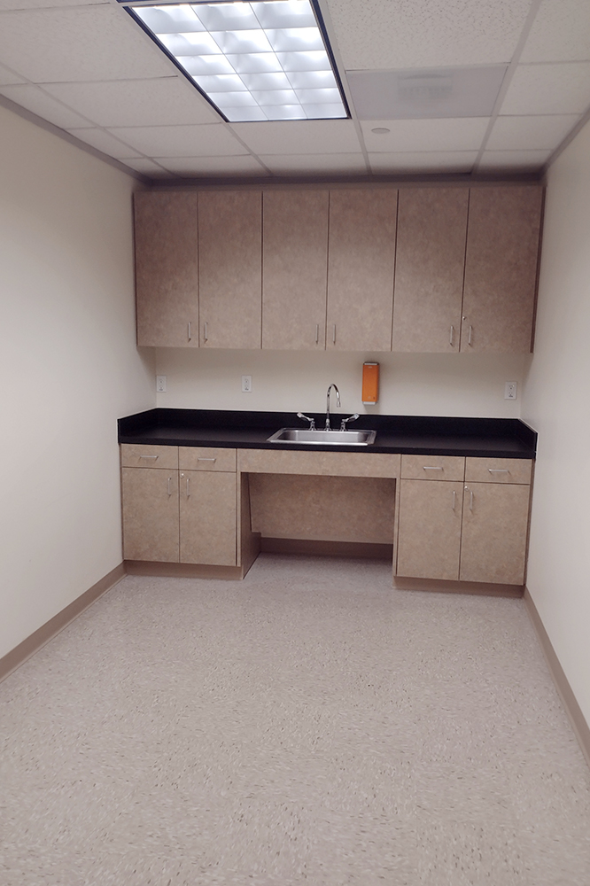 7322-7324 Southwest Freeway - 118x1-0303-sm