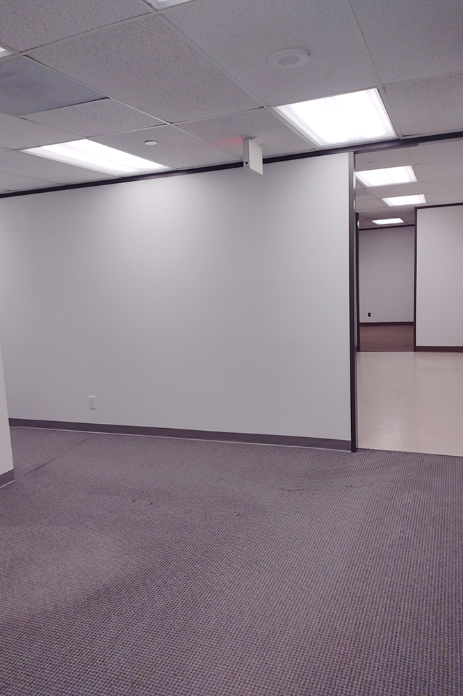 7322-7324 Southwest Freeway - 118x1-0410-sm