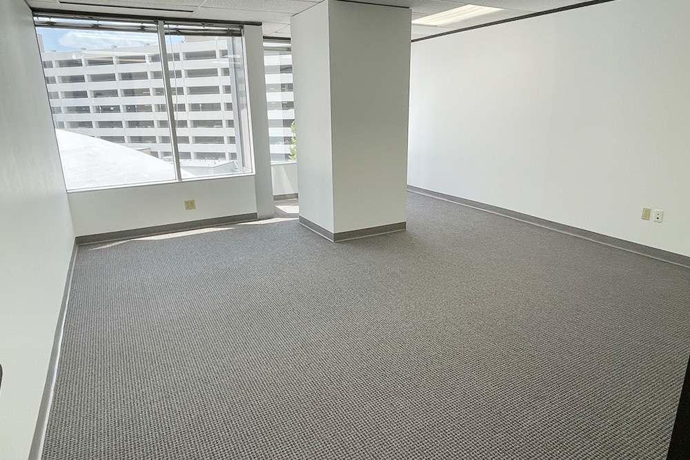 7322-7324 Southwest Freeway - 118x1-0472.01-sm