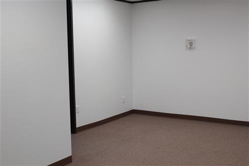 7322-7324 Southwest Freeway - 118x1-0510-sm