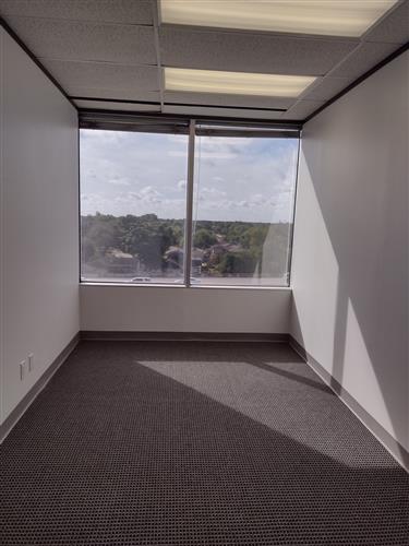 7322-7324 Southwest Freeway - 118x1-0530.01-sm