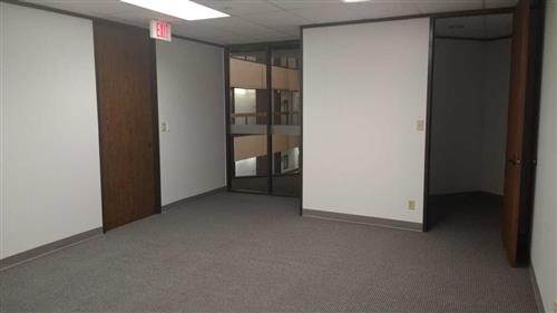 7322-7324 Southwest Freeway - 118x1-0630D-sm