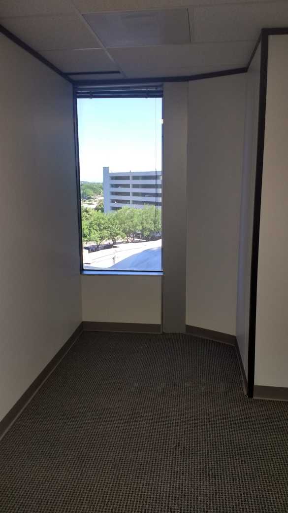 7322-7324 Southwest Freeway - 118x1-0630F-sm