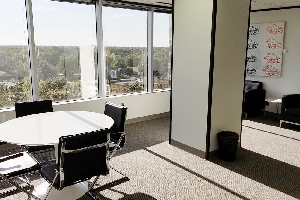 7322-7324 Southwest Freeway - 118x1-0630G-sm