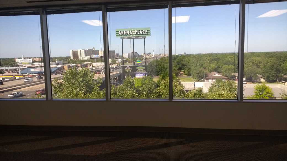 7322-7324 Southwest Freeway - 118x1-0630K-sm