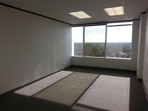 7322-7324 Southwest Freeway - 118x1-0722-sm