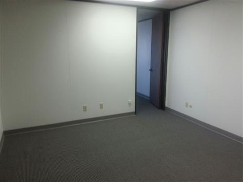 7322-7324 Southwest Freeway - 118x1-0828-sm