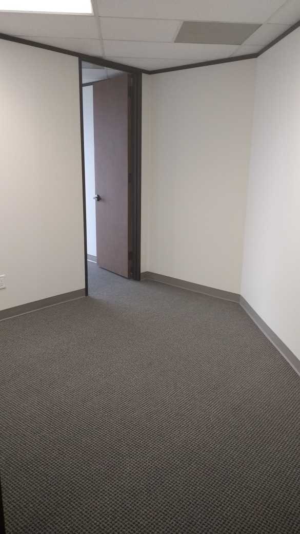 7322-7324 Southwest Freeway - 118x1-0888-sm