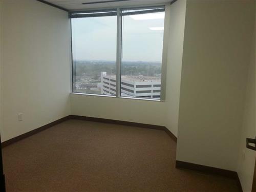 7322-7324 Southwest Freeway - 118x1-1015-sm