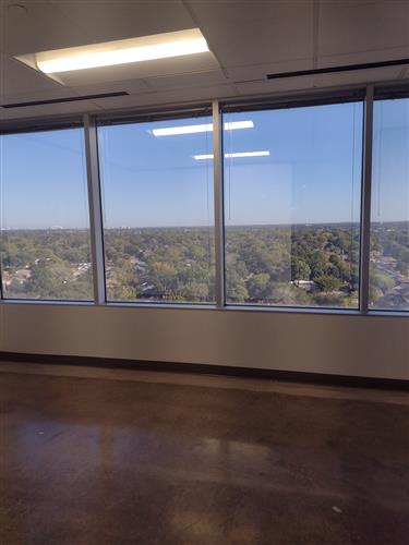 7322-7324 Southwest Freeway - 118x1-1108-sm