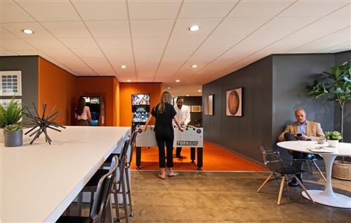 7322-7324 Southwest Freeway - 118x1-1123-sm