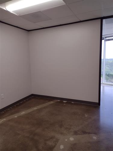 7322-7324 Southwest Freeway - 118x1-1128.01-sm